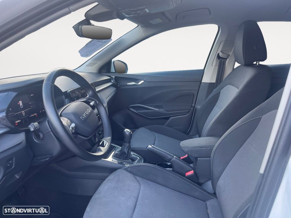 Skoda Fabia 1.0 TSI Selection — fotografia 9
