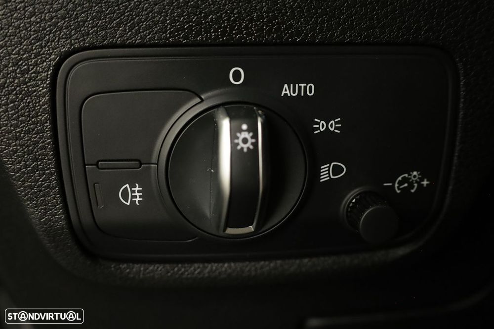 Audi Q2 30 TFSI Advanced - 17