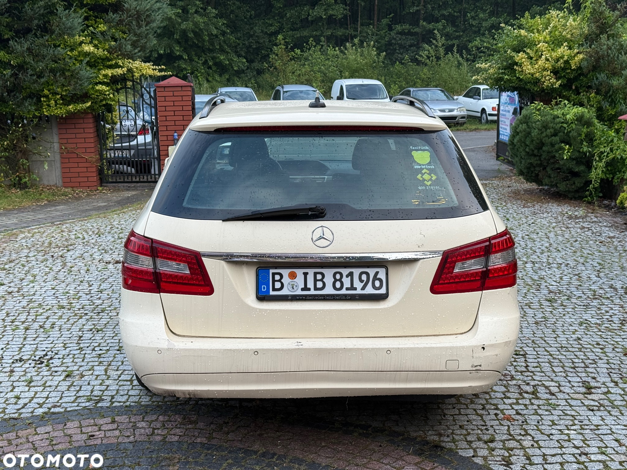 Mercedes-Benz Klasa E 200 T CDI DPF BlueEFFICIENCY Automatik - 5