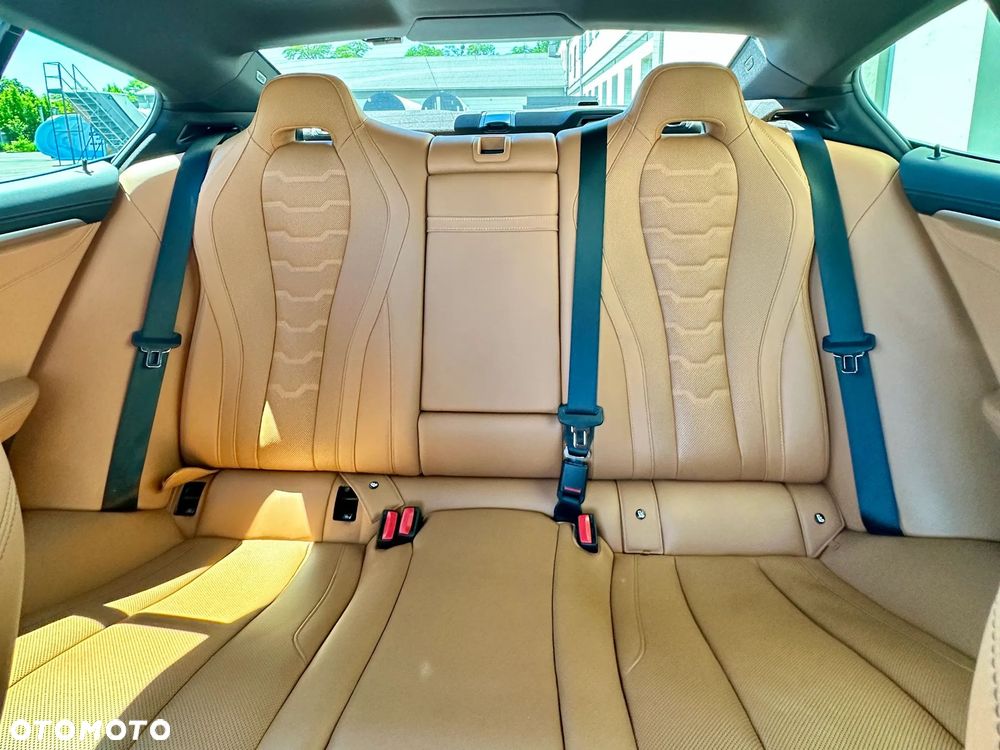 BMW Seria 8 - 29