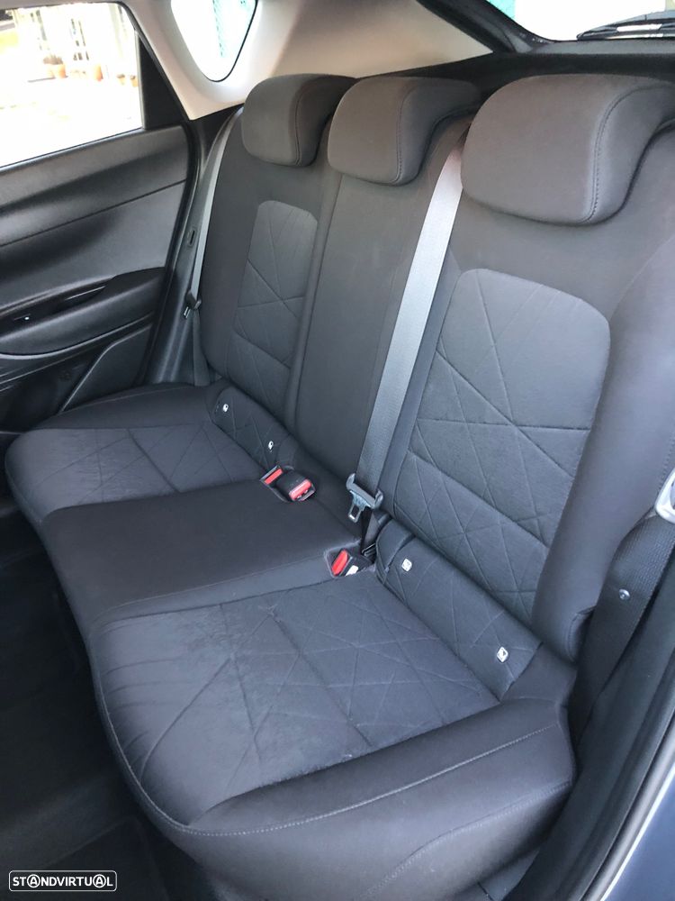 Hyundai Bayon 1.0 T-GDi Premium DCT - 27