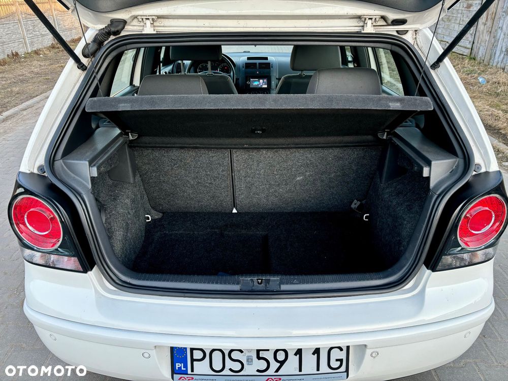 Volkswagen Polo - 10