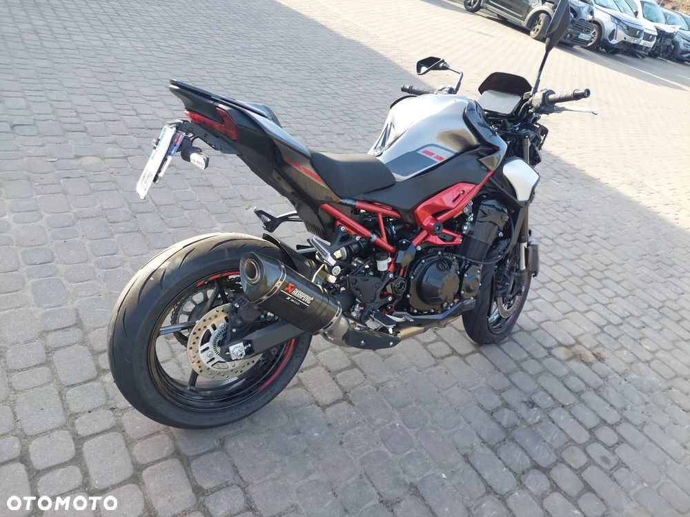 Kawasaki Z 900 - 5