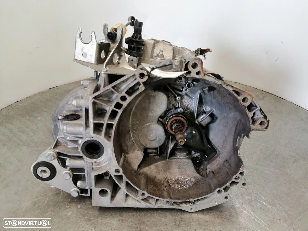 CAIXA DE VELOCIDADES - 1