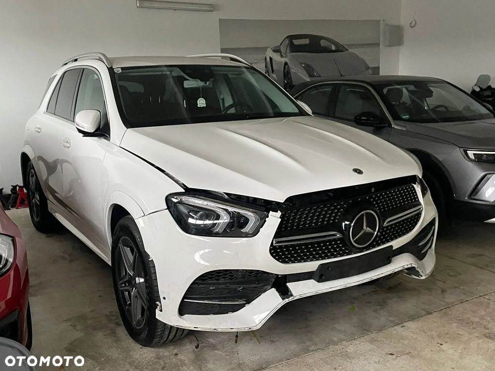 Mercedes-Benz GLE - 23