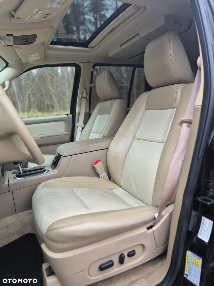 Ford Explorer 4.0 AWD - 5