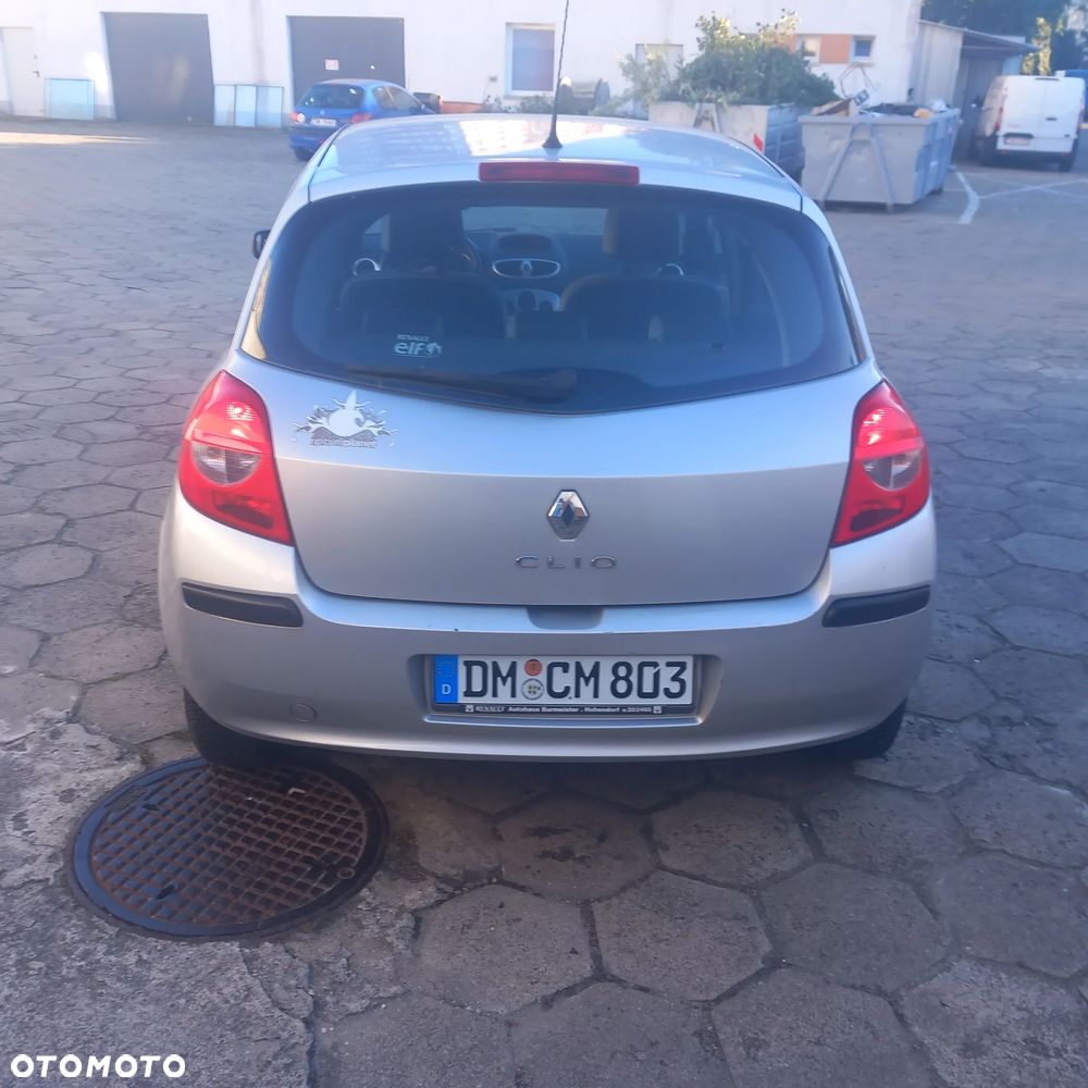 Renault Clio Grandtour 1.2 16V 75 Dynamique - 4