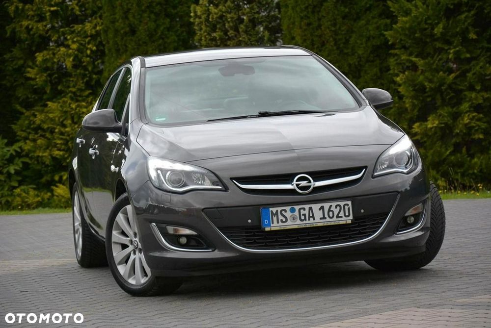 Opel Astra 2013