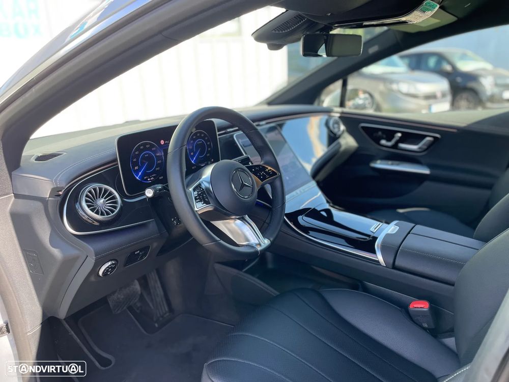 Mercedes-Benz EQE 300 Electric Art - 8
