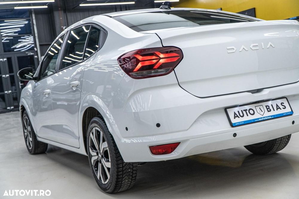 Dacia Logan TCe 90 MT6 Prestige - 32