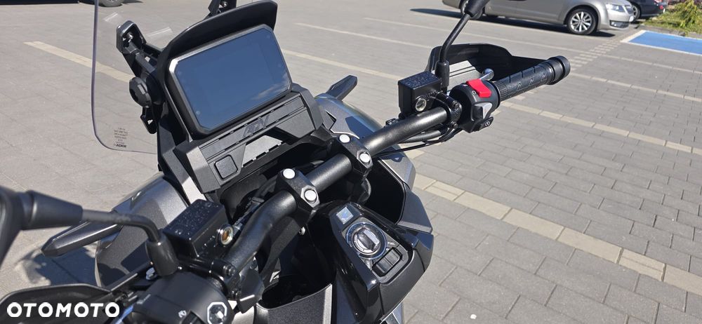 Honda ADV350 - 9
