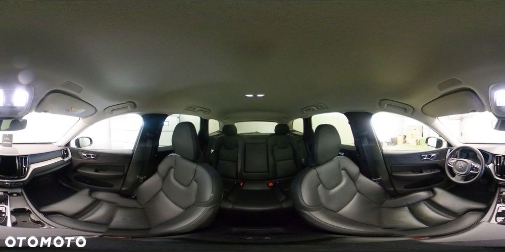 Volvo XC 60 B4 B Plus Dark - 12