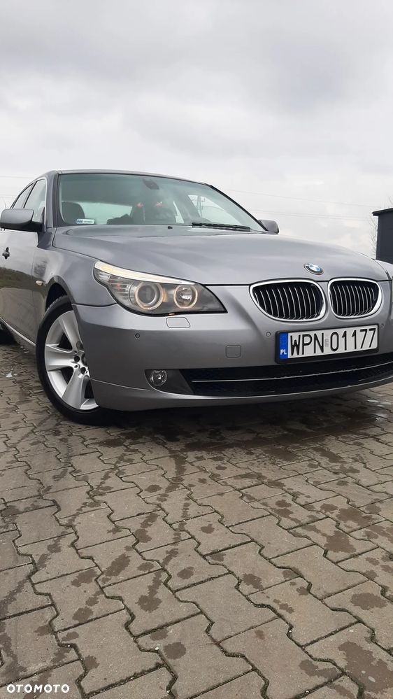 BMW Seria 5 520d Touring - 3