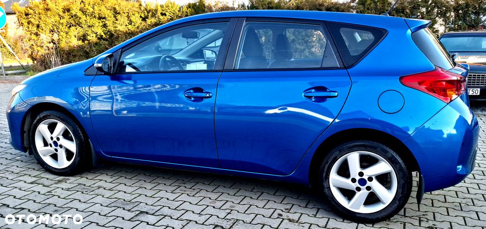 Toyota Auris - 38