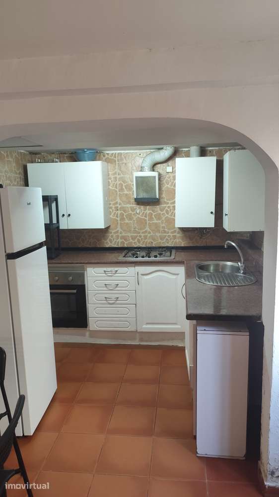 T1 MOBILADO COM TERRAÇO – AGUALVA-CACÉM – 750€/MÊS - Grande imagem: 3/5