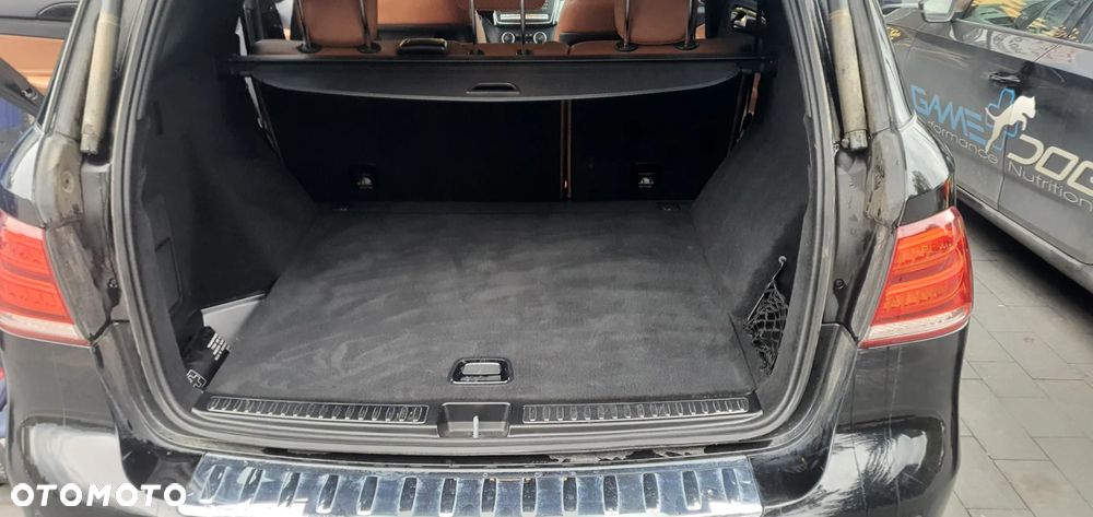 Mercedes-Benz GLE 350 d 4-Matic - 13