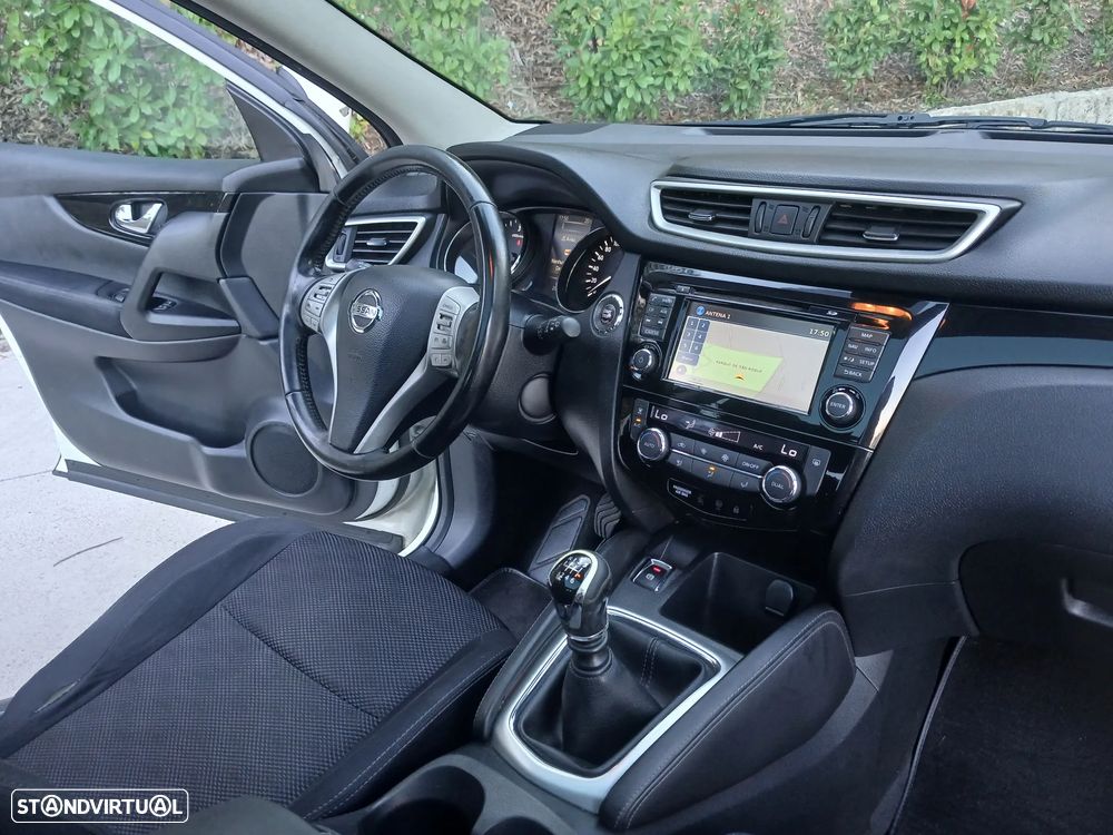Nissan Qashqai - 14