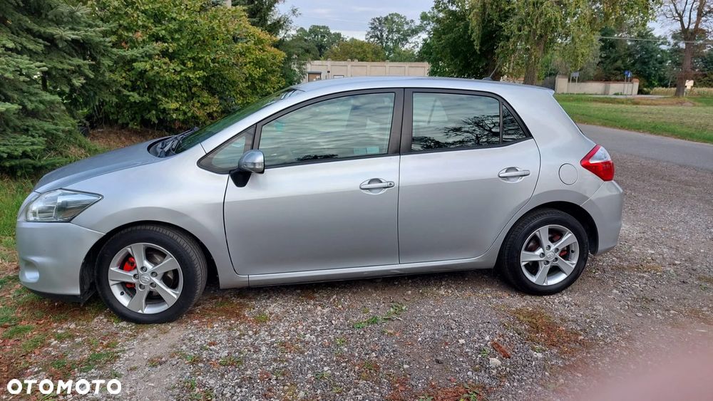 Toyota Auris 1.6 Dynamic - 4