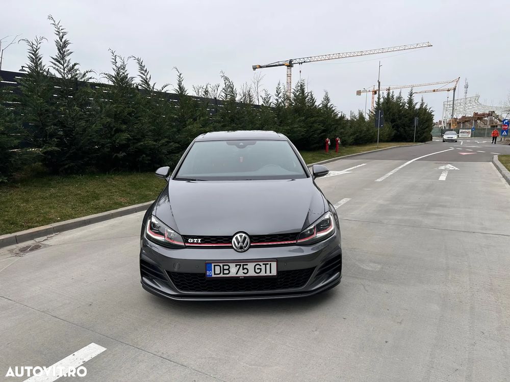 Volkswagen Golf 2.0 TSI GTI - 5