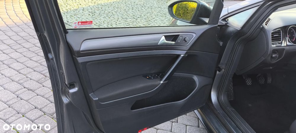 Volkswagen Golf 2.0 TDI SCR Highline - 10