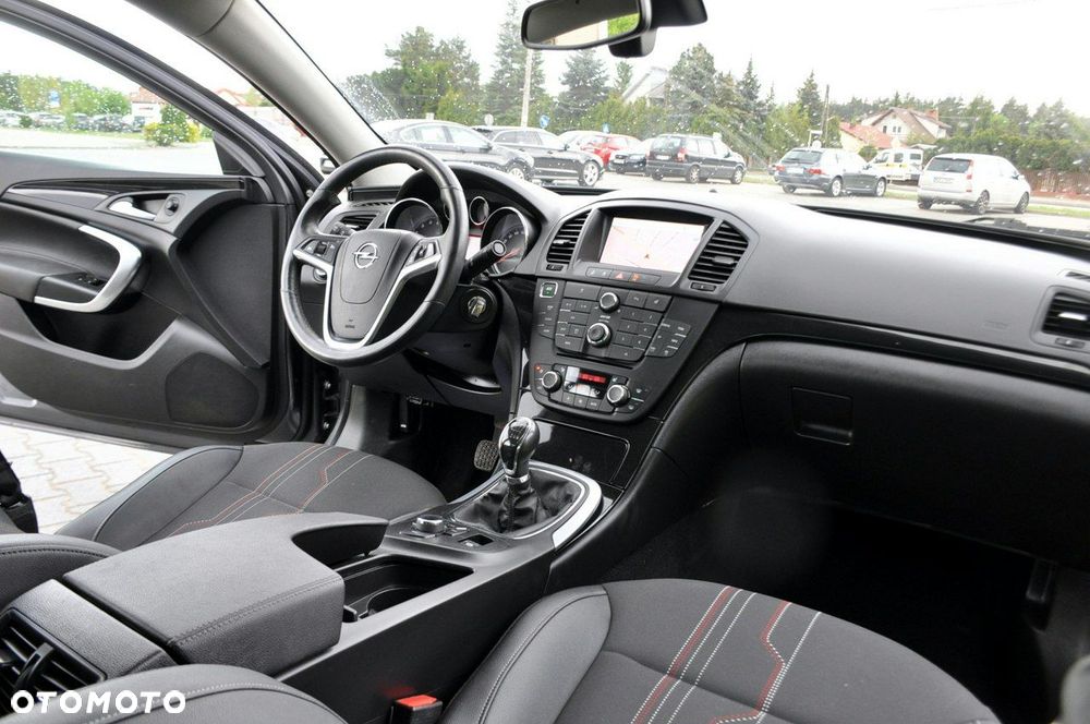 Opel Insignia - 24