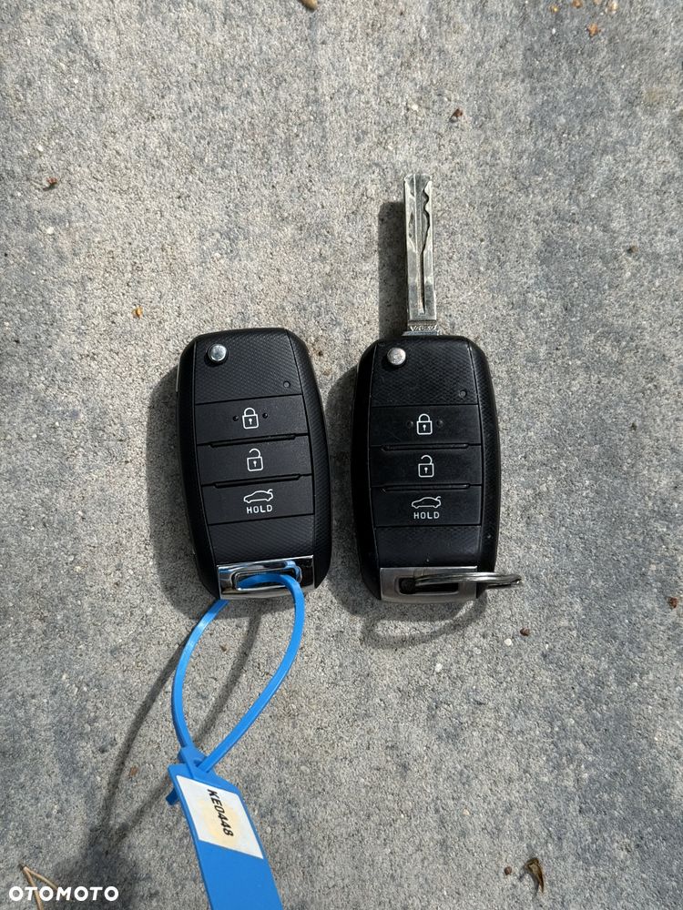 Kia Rio 1.4 M - 14