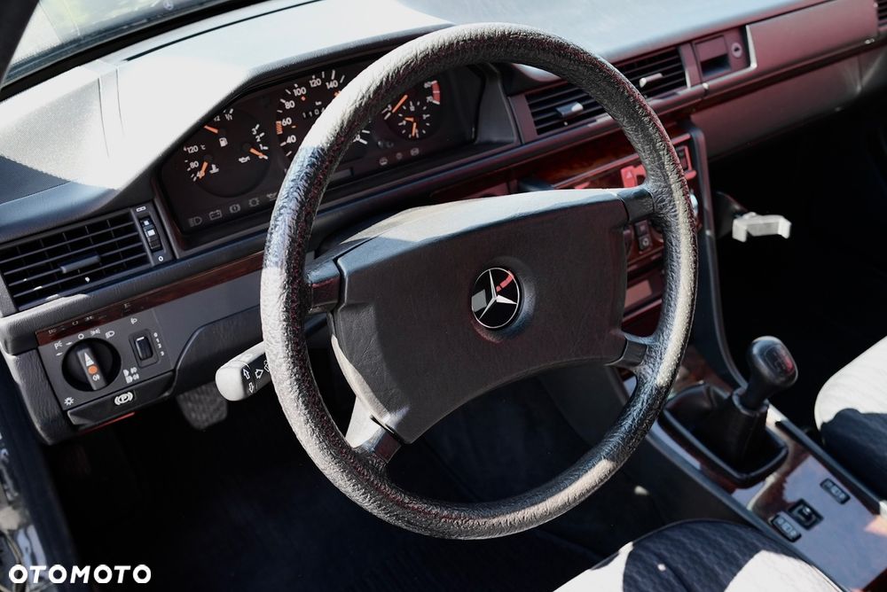 Mercedes-Benz W124 (1984-1993) - 9