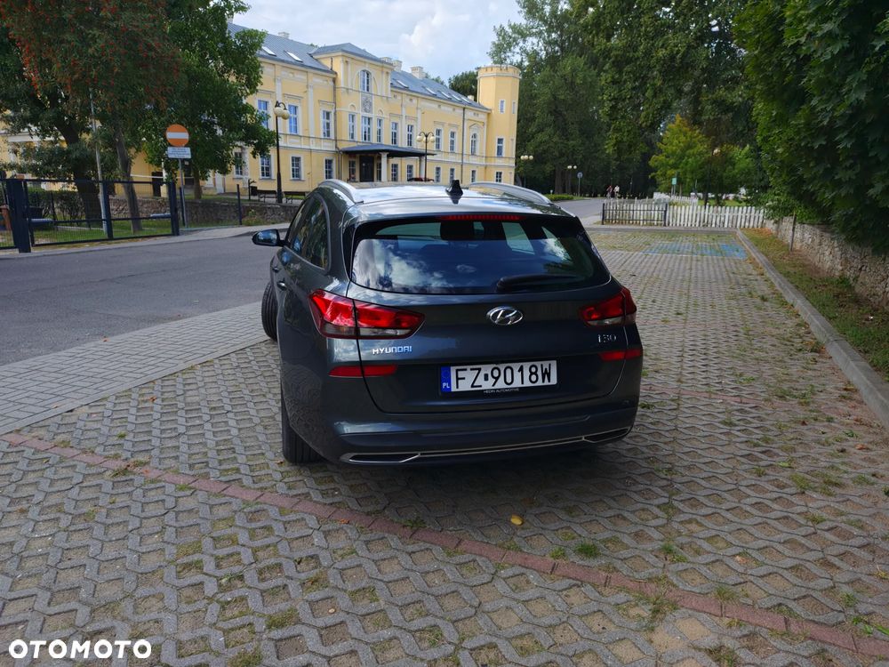 Hyundai i30 1.6 D Comfort DCT - 31