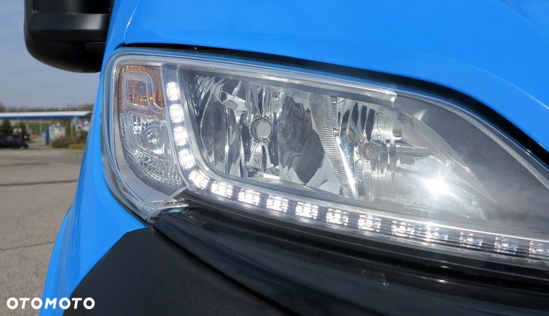 Fiat DUCATO L4H2 MAXI 2,3 180ps, IZOTERMA SZUBERT, LODÓWKA, CHŁODNIA, Salon Polska, tylko 100tyś km!! WEBASTO, koła 16 cali, kamera, Drzwi 270 stopni, Ledy, amortyzowany fotel. - 22