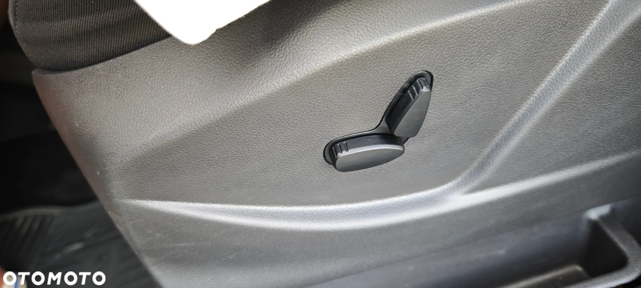 Ford C-MAX 1.5 EcoBoost Titanium ASS - 13