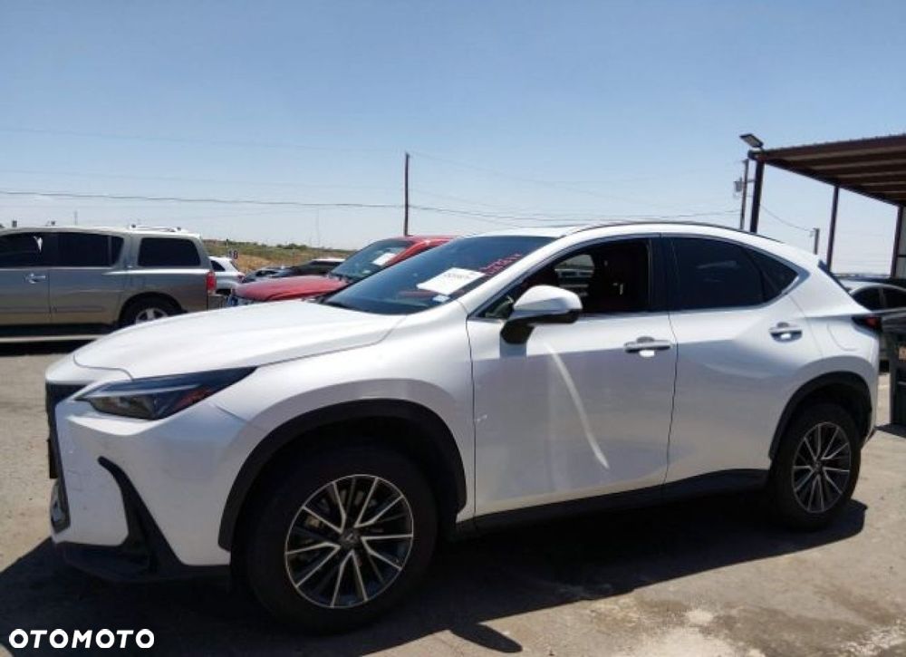Lexus NX - 4