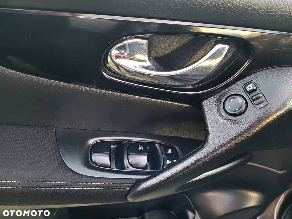 Nissan Qashqai 1.5 dCi Tekna - 22