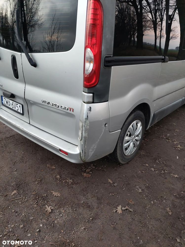Opel Vivaro - 10