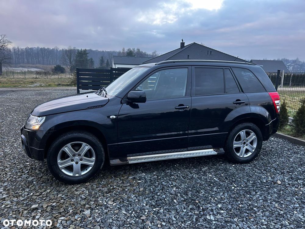 Suzuki Grand Vitara 2.0 Automatik Comfort - 12