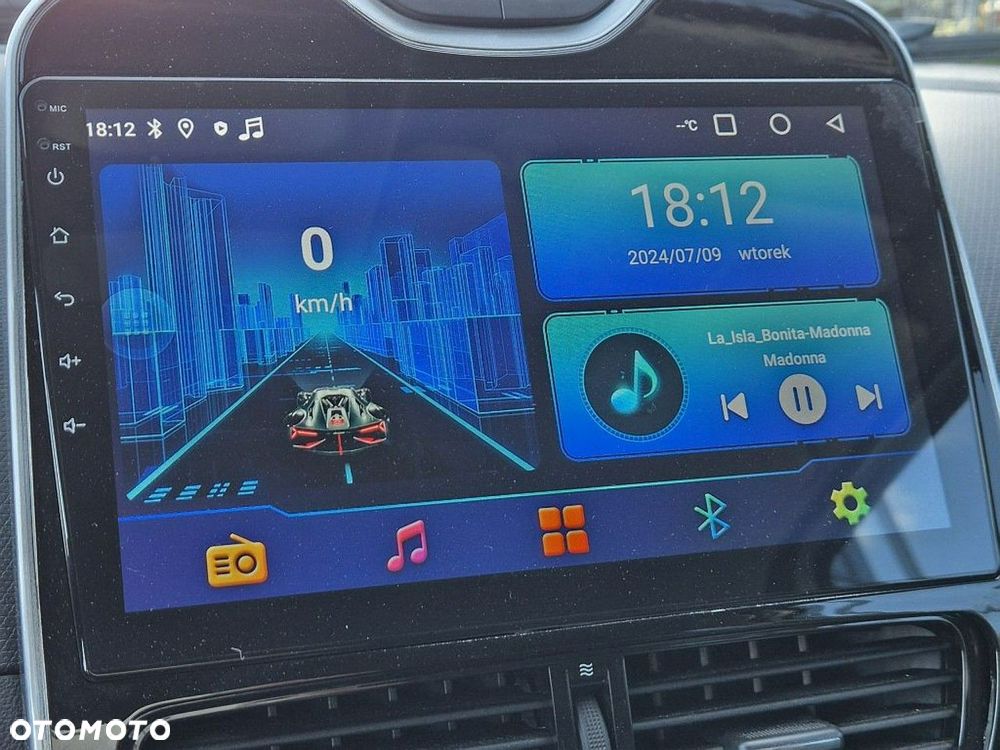 Renault Clio - 6