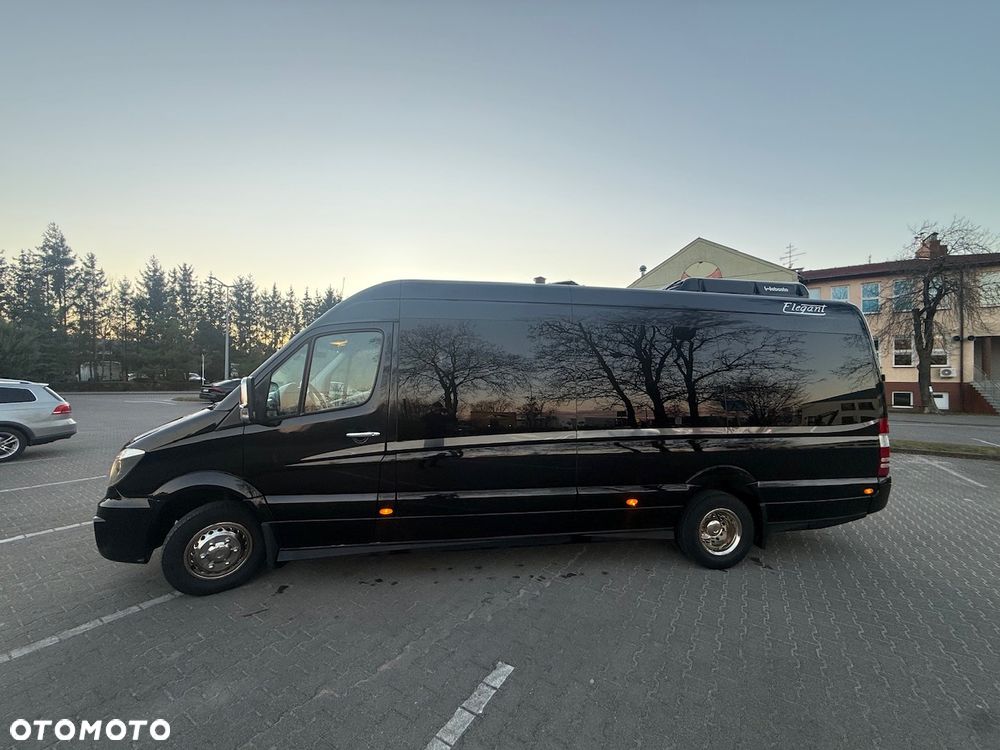 Mercedes-Benz Sprinter - 16