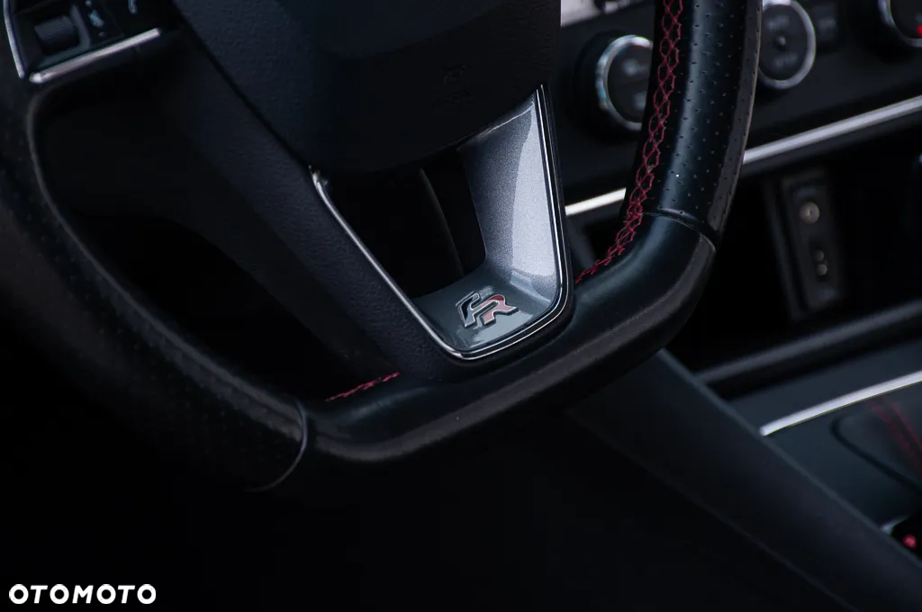Seat Leon 2.0 TDI FR S&S DSG - 39