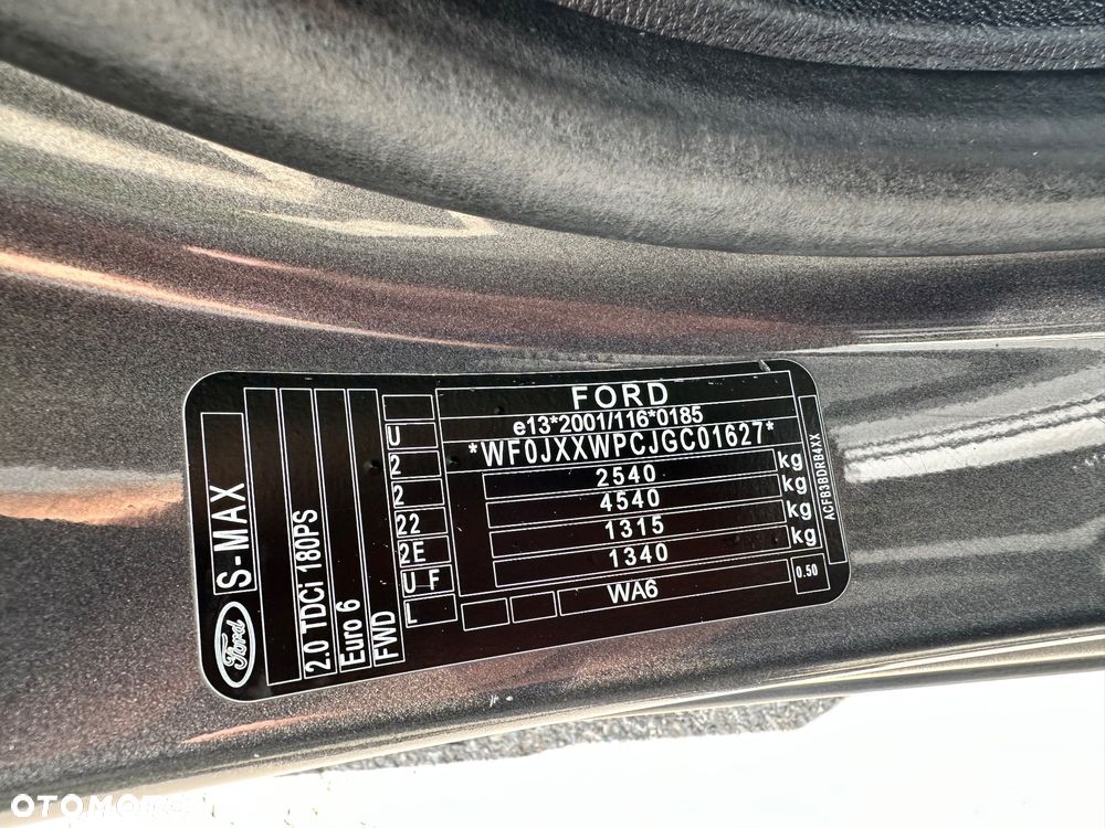 Ford S-Max 2.0 TDCi Titanium PowerShift - 32