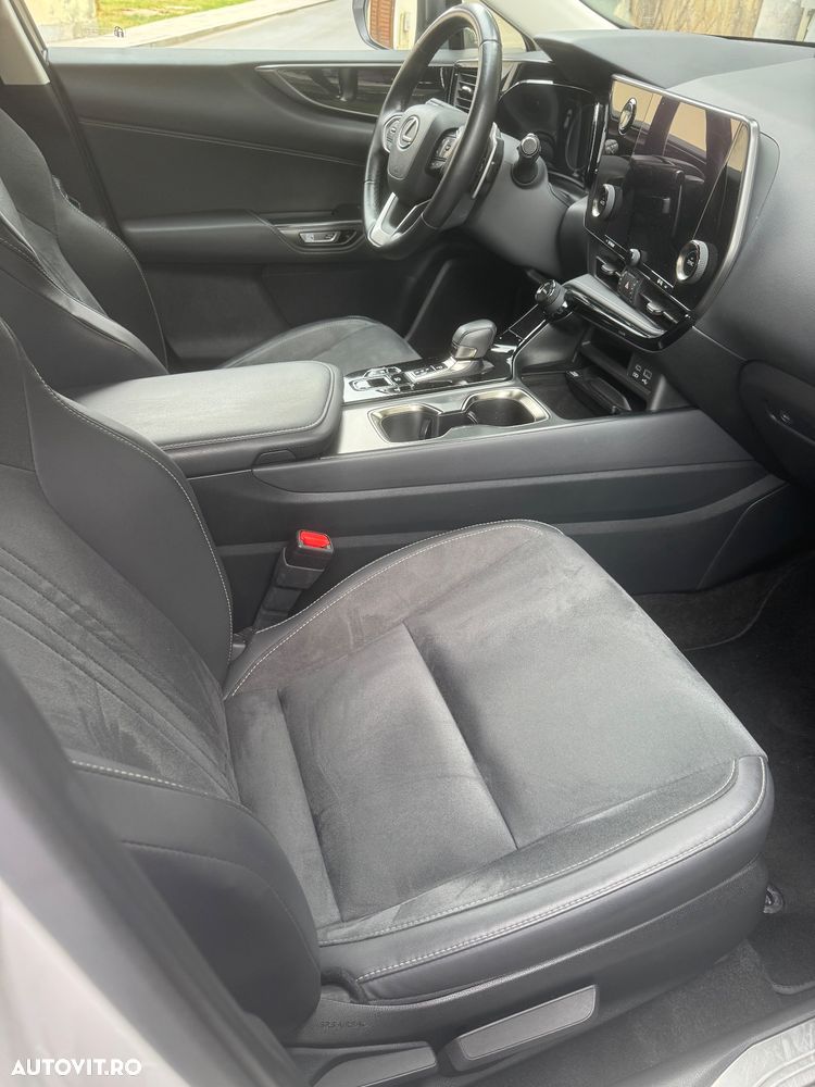 Lexus Seria NX 350h - 21