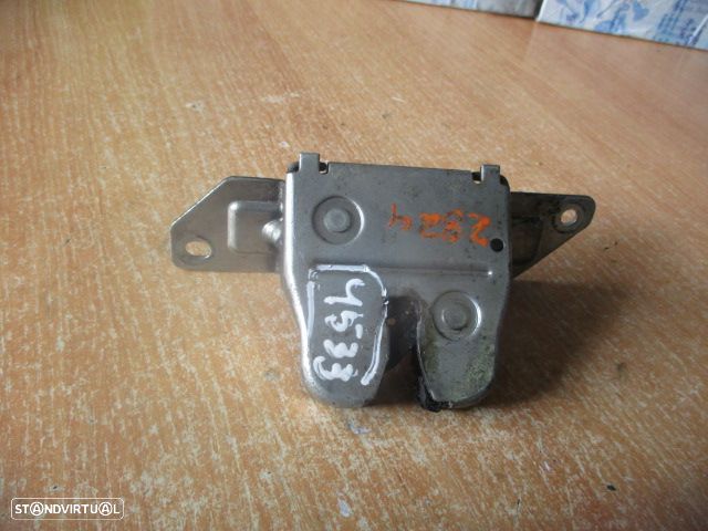 Fecho A1687400336 MERCEDES W168 2002 1.7Cdi     Mala Manual - 1