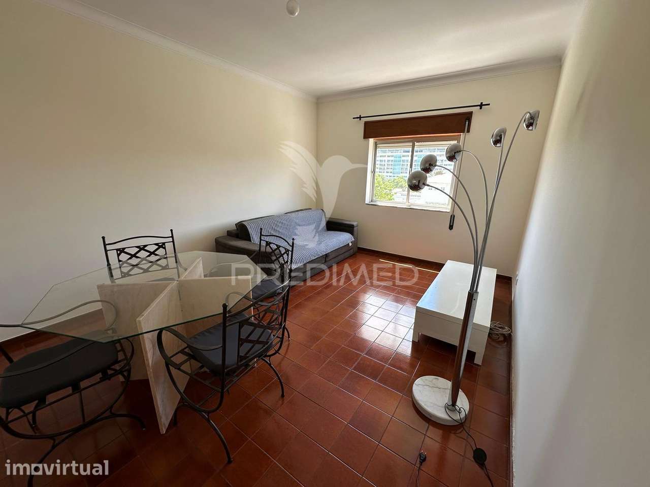 VENDE-SE T2 – Zona do Liceu | Setúbal - Grande imagem: 3/26