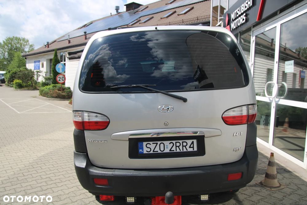 Hyundai H-1 Starex - 7