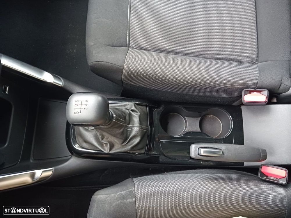 Citroën C3 Aircross 1.2 PureTech Plus - 21