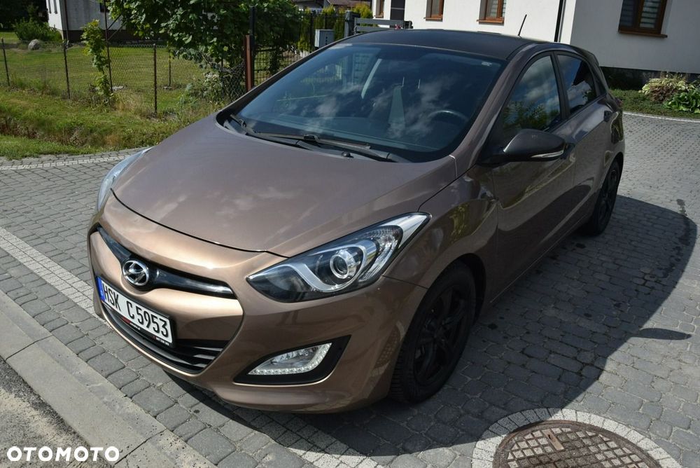 Hyundai i30 1.4 Premium - 6