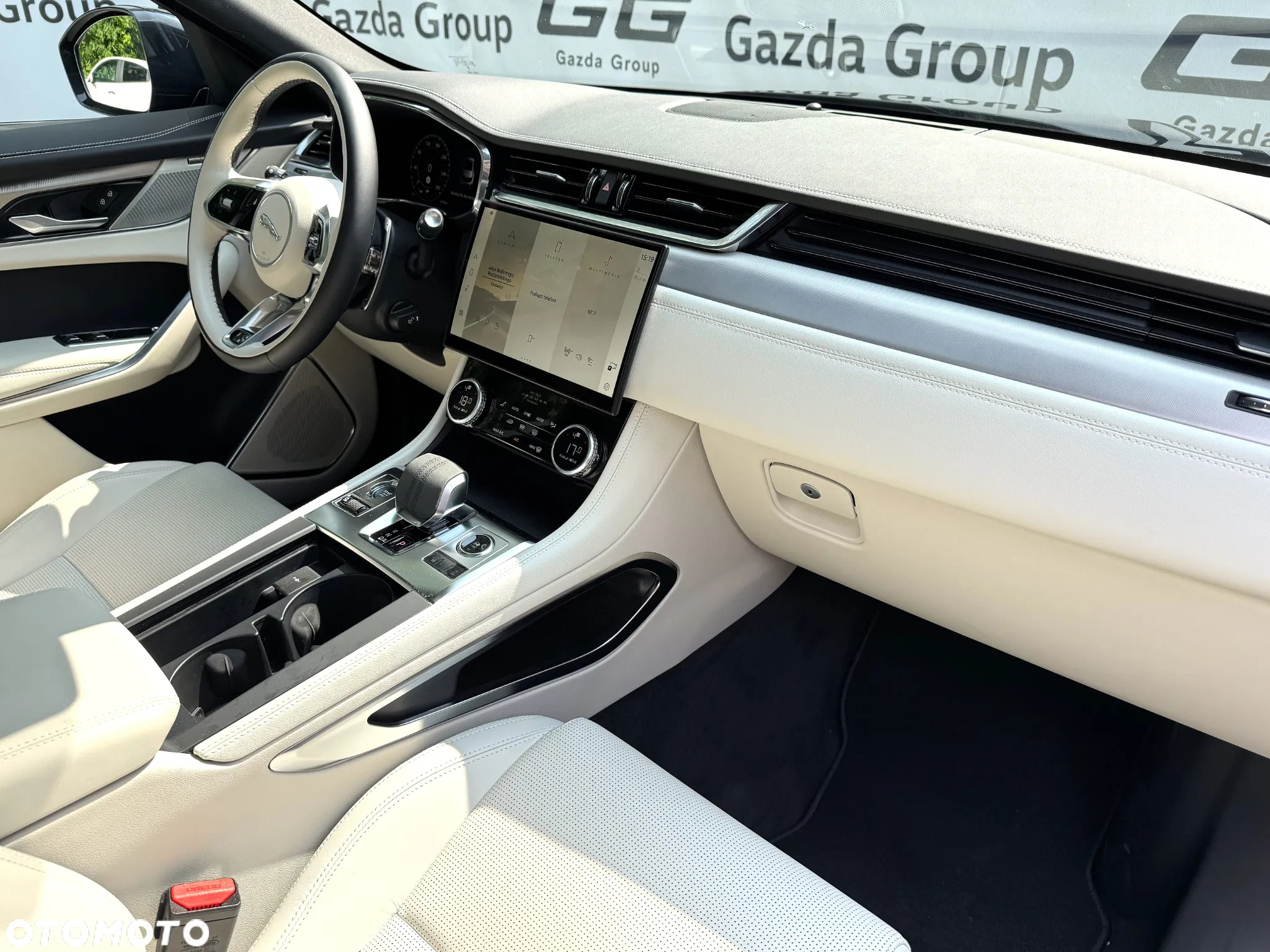 Jaguar F-Pace D200 AWD R-Dynamic S - 8