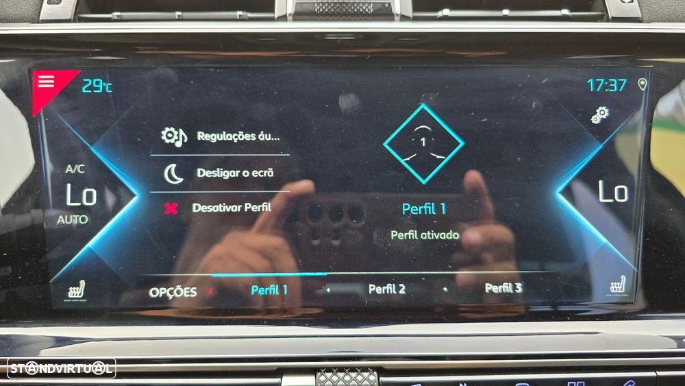 DS DS7 Crossback - 33