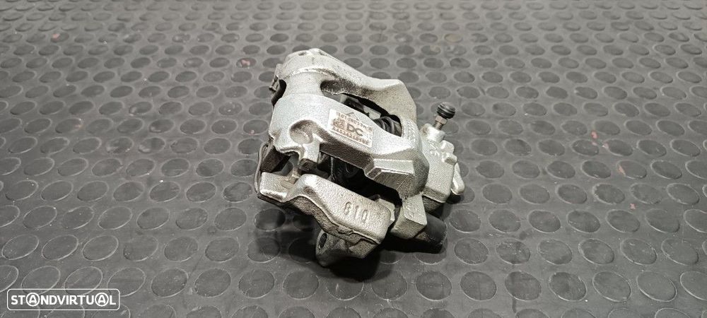 PINÇA DE TRAVÃO FRENTE ESQUERDA SMART FORTWO CABRIO ELECTRIC DRIVE (453.491) - 1