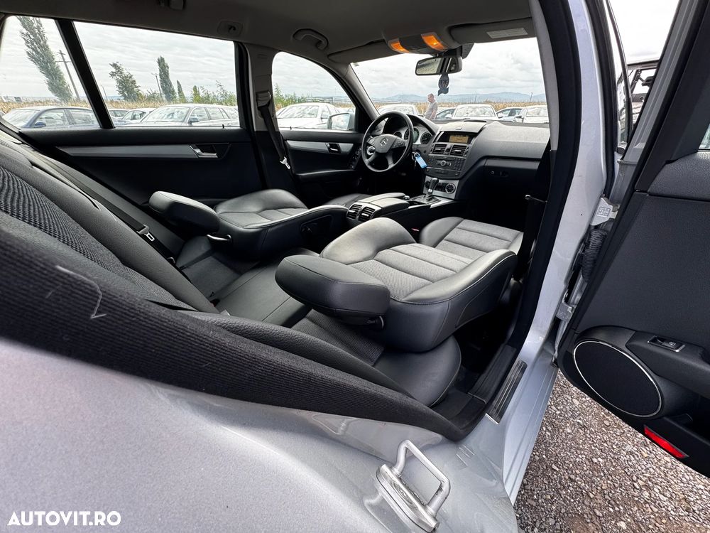 Mercedes-Benz C 180 T Kompressor Automatik BlueEFFICIENCY Elegance - 27