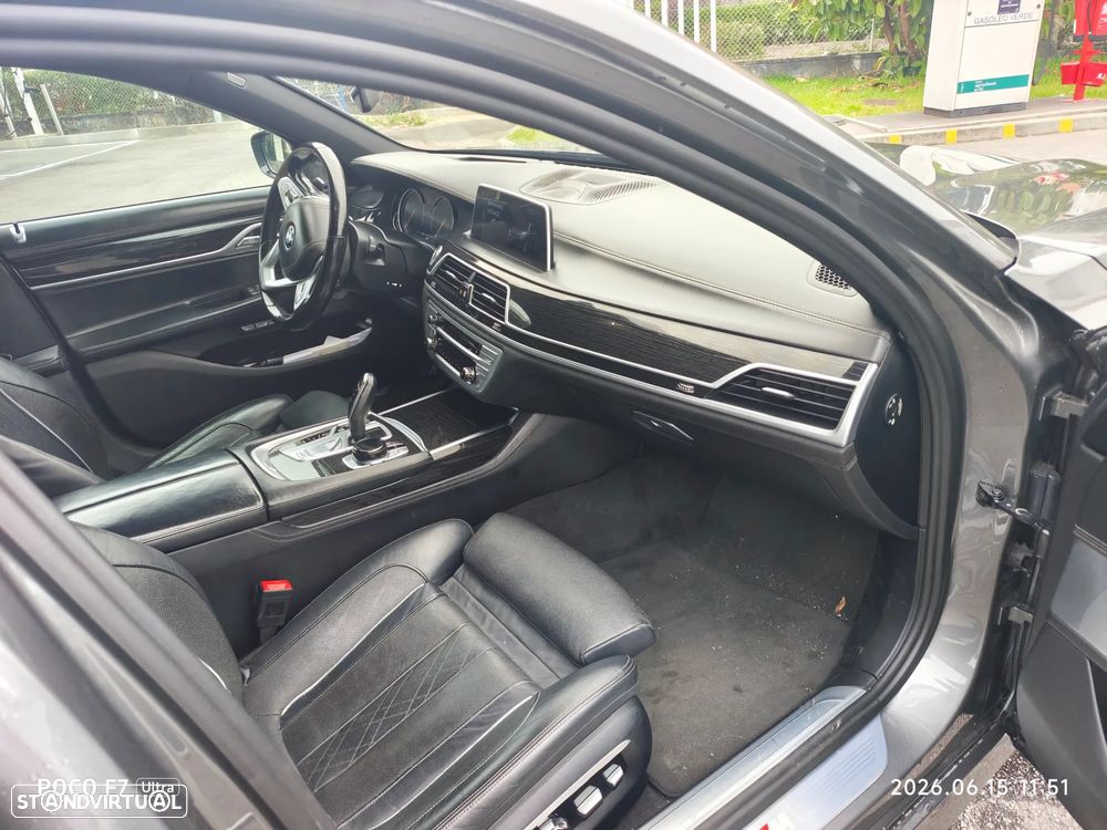 BMW 740 d xDrive Pack M - 13