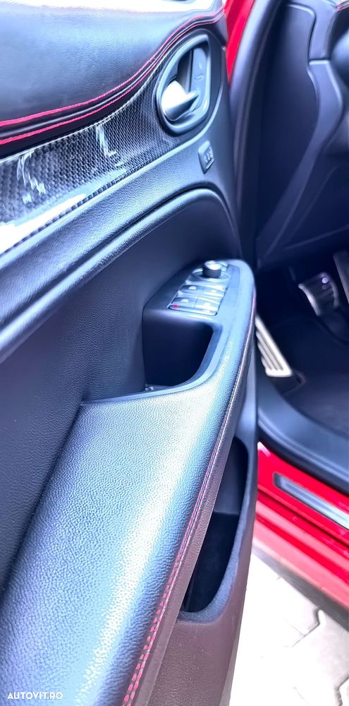 Alfa Romeo Stelvio 2.9 V6 Turbo AWD AT8 Quadrifoglio - 13